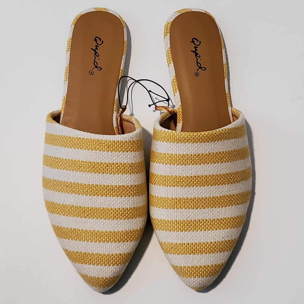 Trendy Flats NWT